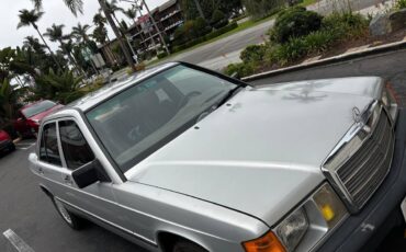 Mercedes-190-d-diesel-1986-blue-3