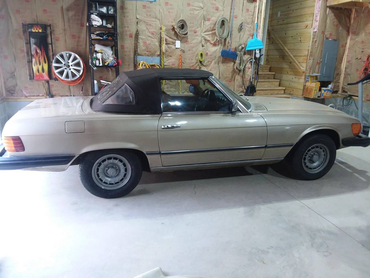 Mercedes-1979-brown-1
