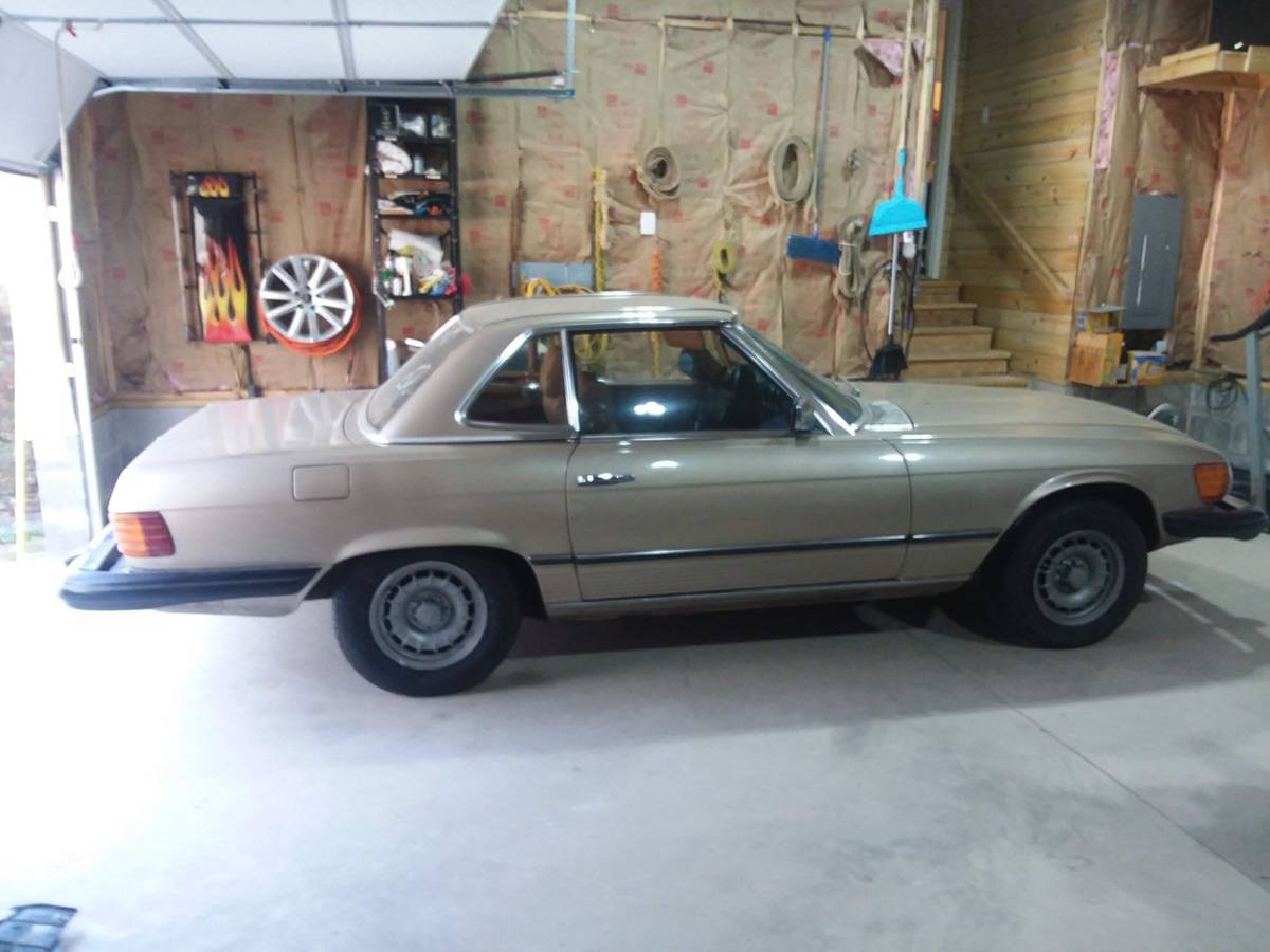 Mercedes-1979-brown