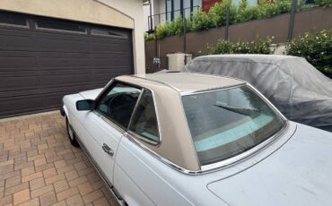 Mercedes-1985-white-2