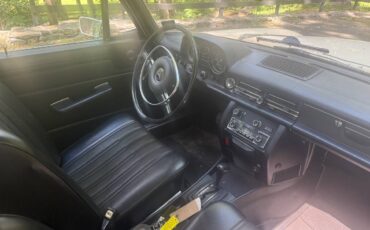Mercedes-220d-diesel-1973