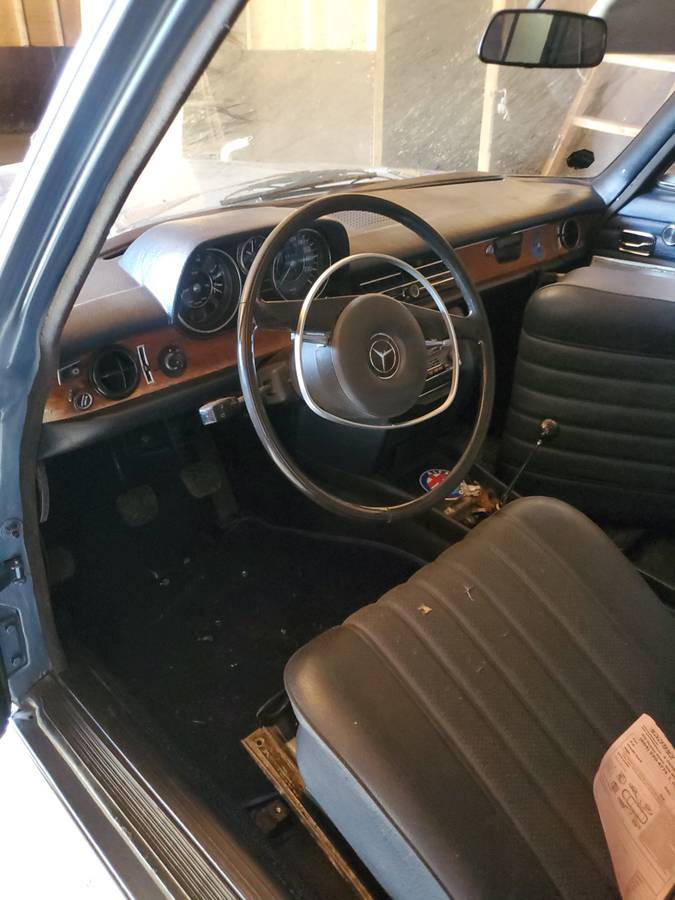 Mercedes-250-1969-1