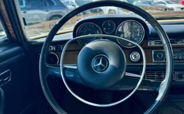 Mercedes-280s-1970-white-13