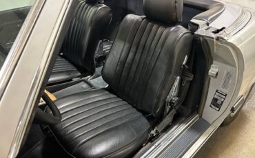 Mercedes-280sl-1984-silver-10