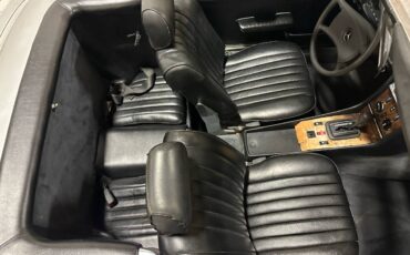 Mercedes-280sl-1984-silver-13