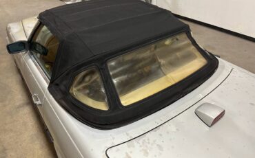 Mercedes-280sl-1984-silver-18