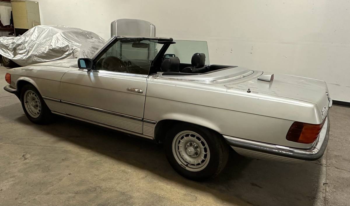 Mercedes-280sl-1984-silver-3