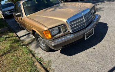 Mercedes-300-diesel-1983-custom