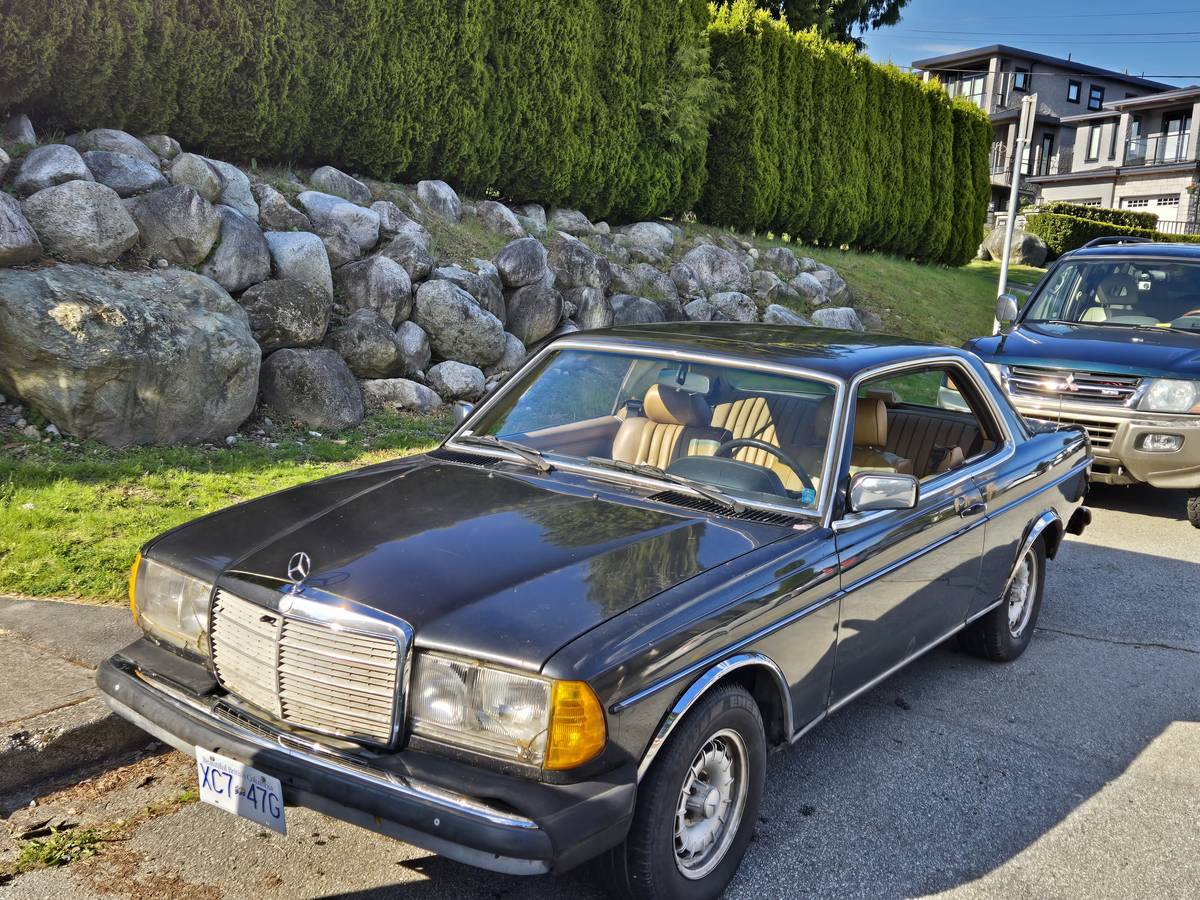 Mercedes-300cd-diesel-1985