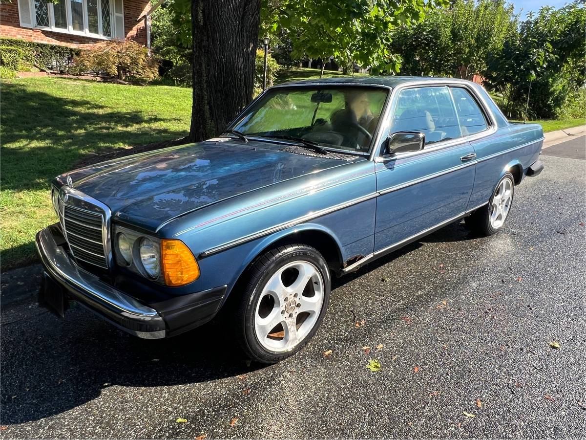 Mercedes-300cd-diesel-1985-2