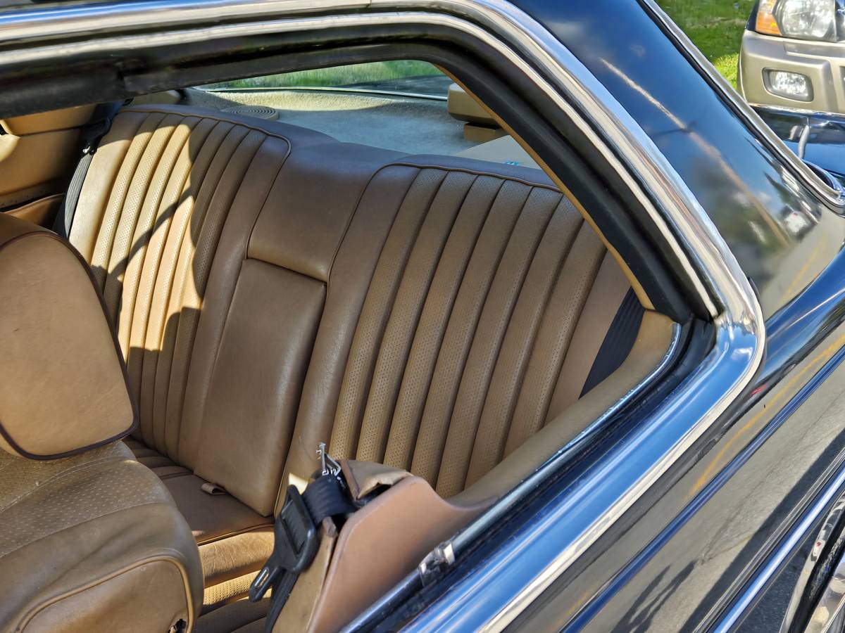 Mercedes-300cd-diesel-1985-3