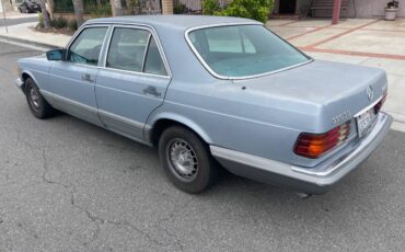 Mercedes-300sd-diesel-1985-2