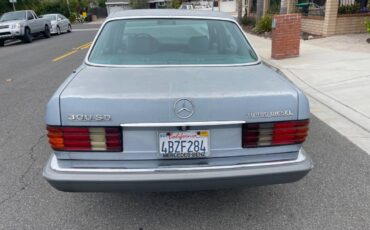 Mercedes-300sd-diesel-1985-4