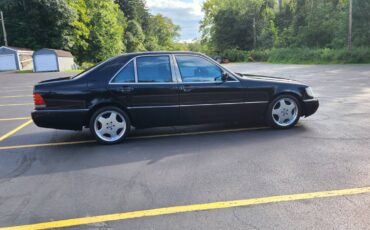 Mercedes-300se-1993