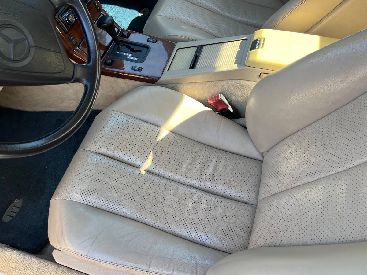 Mercedes-300sl-1992-10