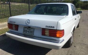 Mercedes-350-sd-diesel-1991-white-3