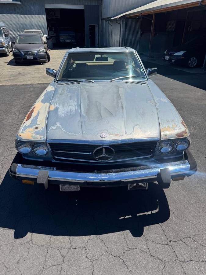 Mercedes-380-1981-5