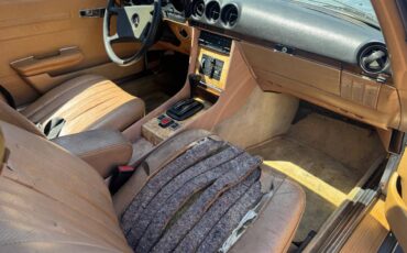 Mercedes-380-1981-7