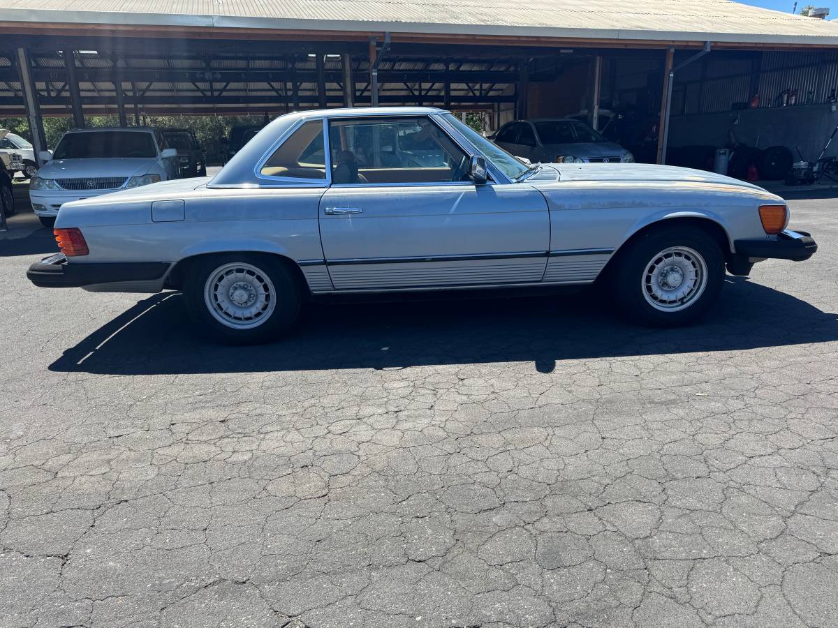 Mercedes-380-1981