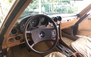 Mercedes-380-slc-1981-blue-11