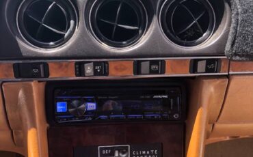 Mercedes-380-slc-1981-blue-3
