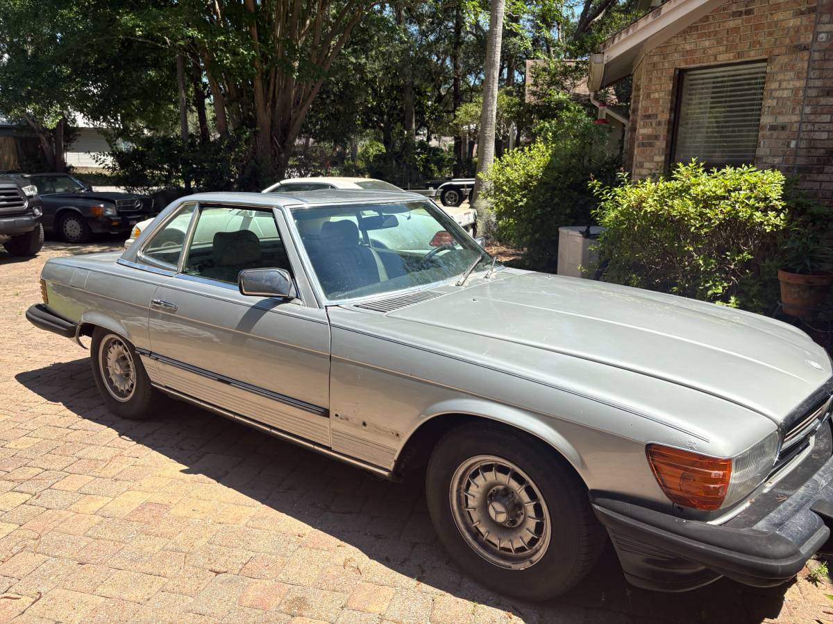 Mercedes-380sl-1984-1