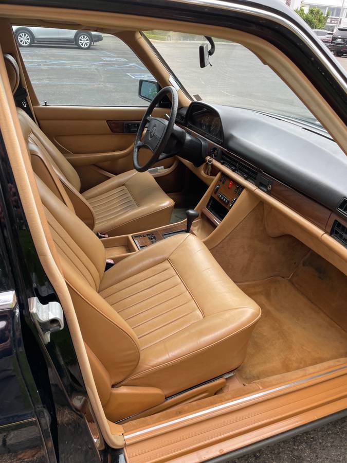 Mercedes-420sel-1987-black-20
