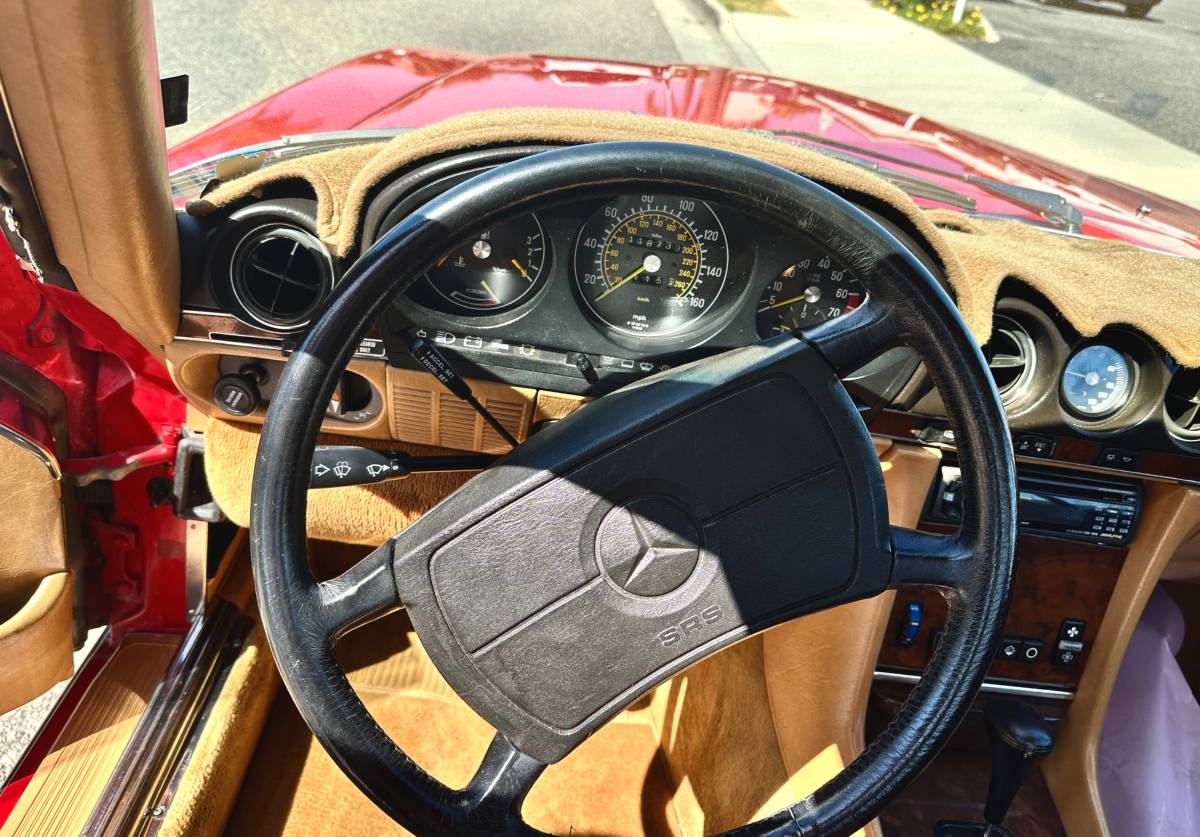 Mercedes-560-sl-1986-red-12