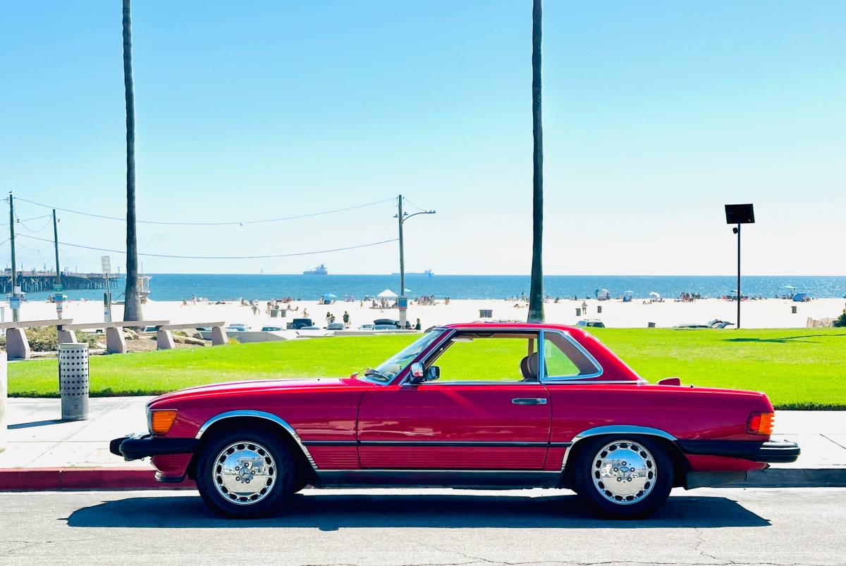Mercedes-560-sl-1986-red-17