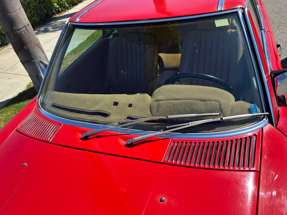 Mercedes-560-sl-1986-red-8