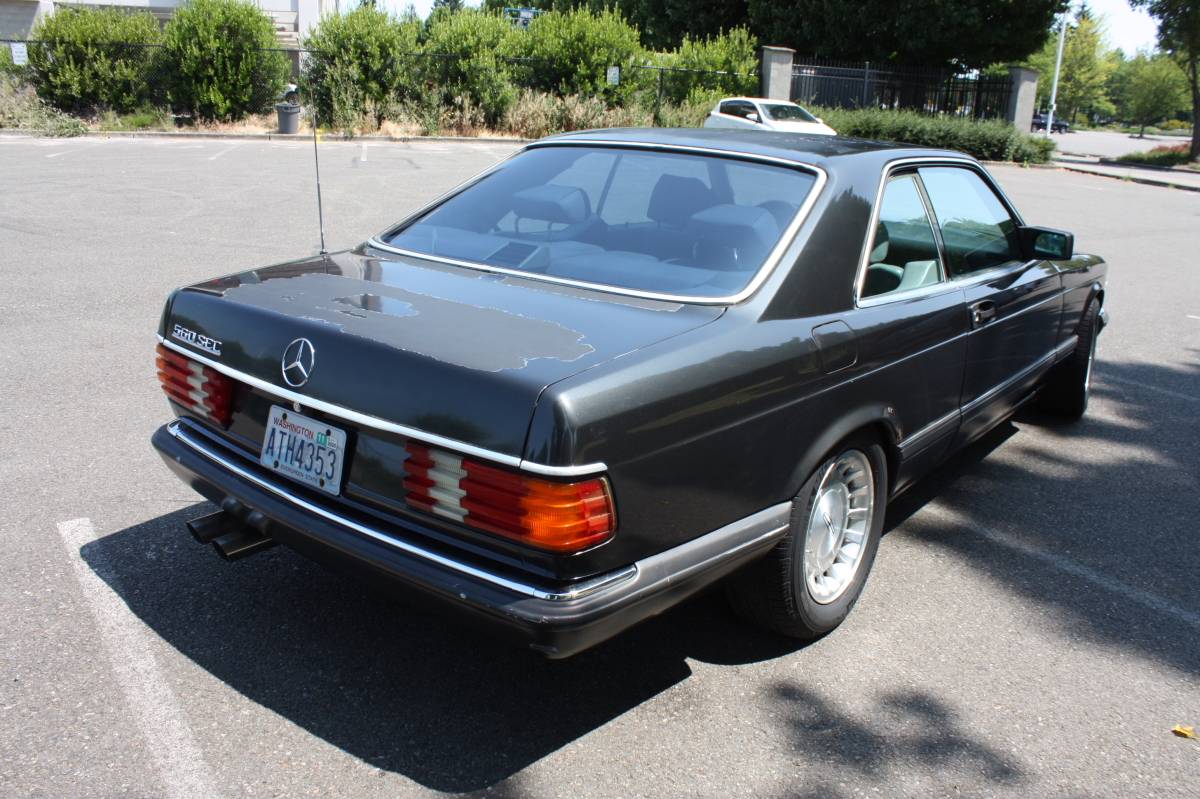 Mercedes-560sec-1990-black-3