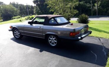 Mercedes-560sl-1987-3