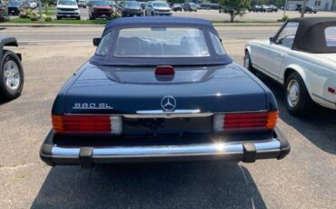 Mercedes-560sl-1987