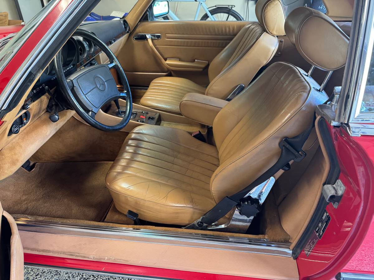 Mercedes-560sl-1987-red-17