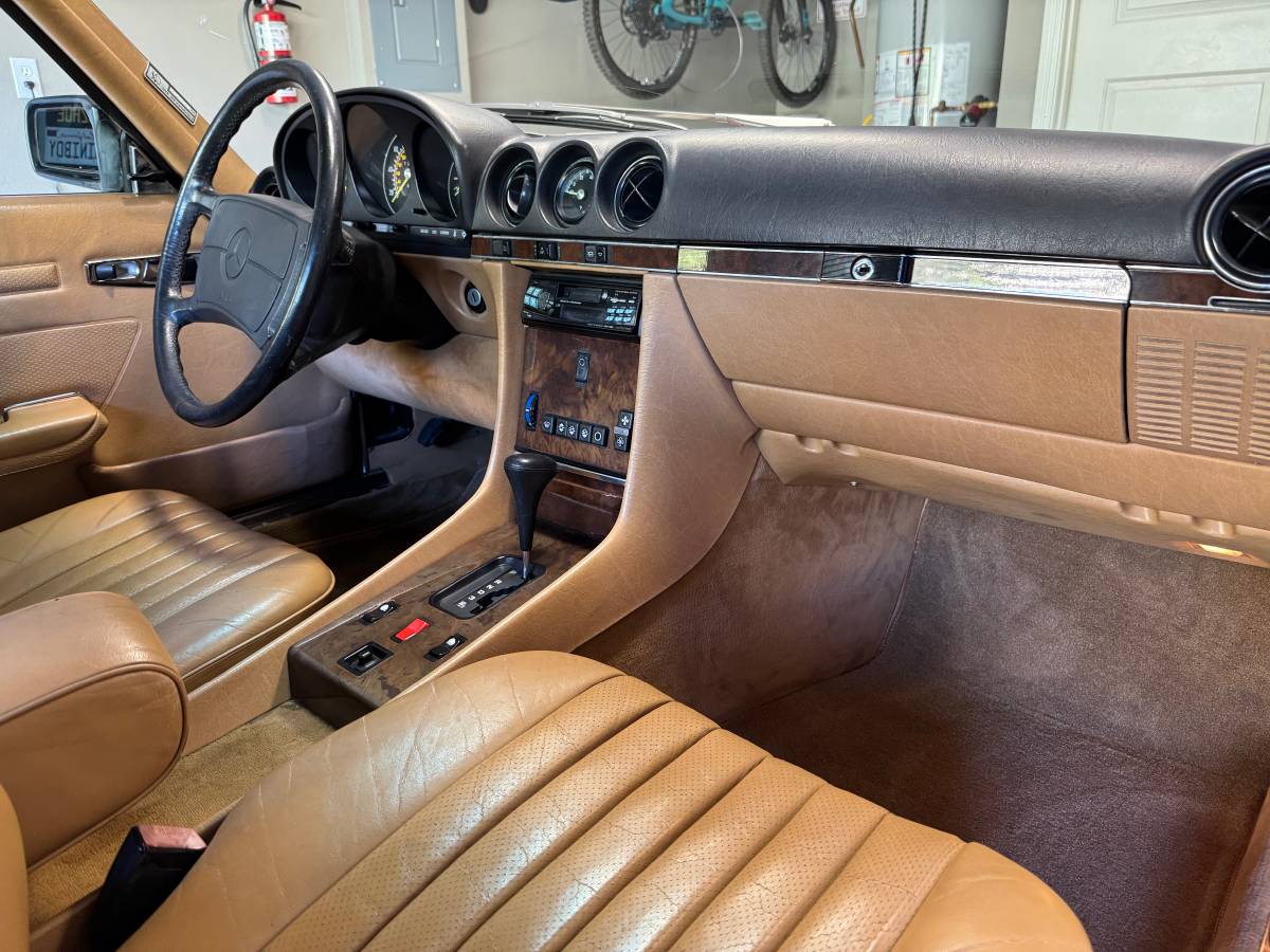 Mercedes-560sl-1987-red-21