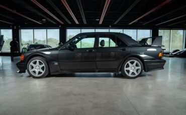 Mercedes-Benz-190-Class-1991-Sedan-3