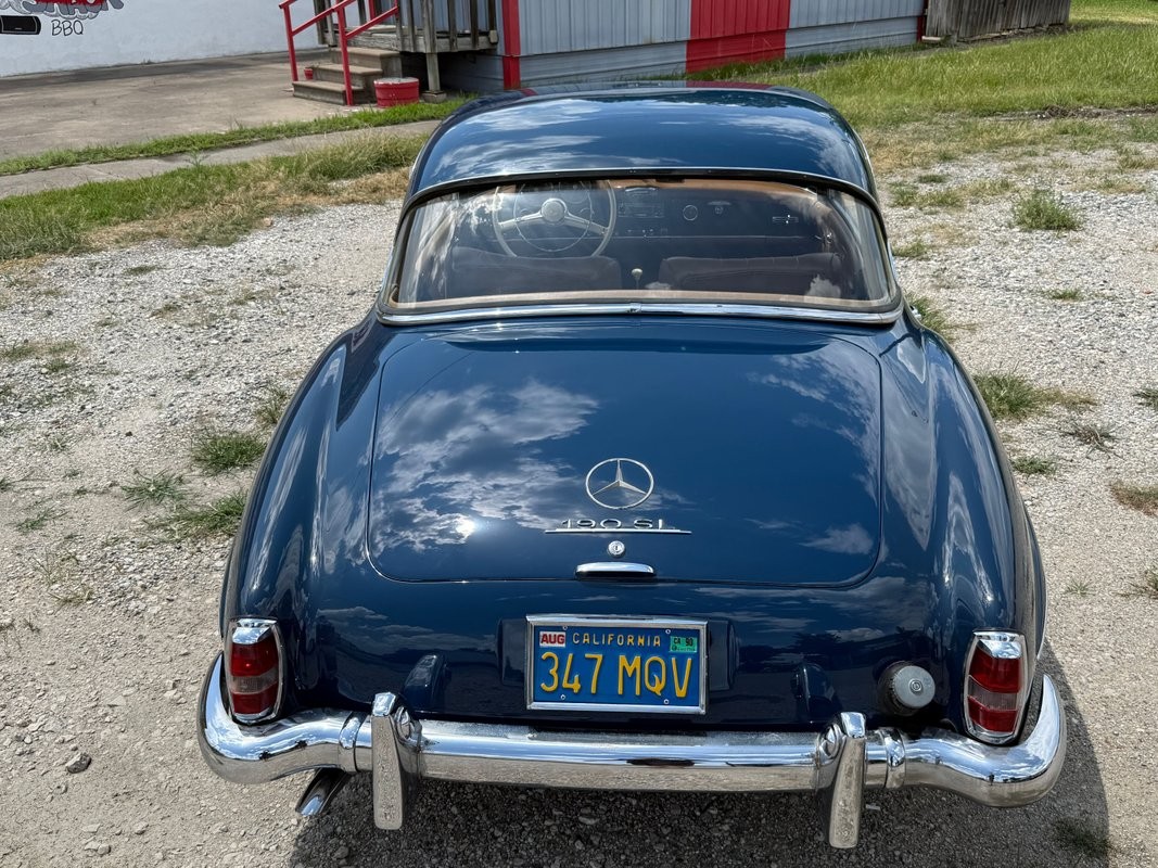 Mercedes-Benz-190-Series-1959-7
