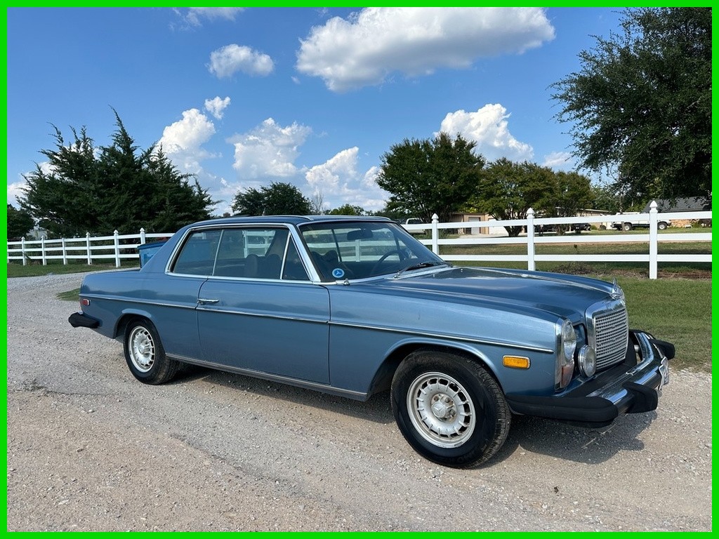 Mercedes-Benz-200-Series-1974-Coupe
