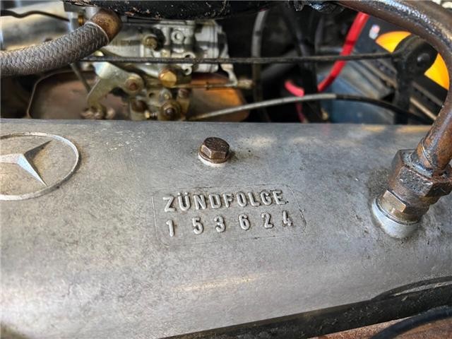 Mercedes-Benz-219-Ponton-1959-34