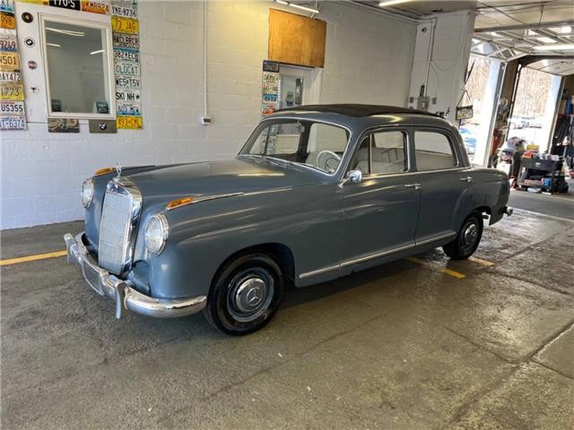 Mercedes-Benz-219-Ponton-1959-7