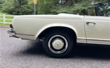 Mercedes-Benz-230SL-Pagoda-1965-12