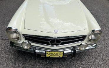 Mercedes-Benz-230SL-Pagoda-1965-13