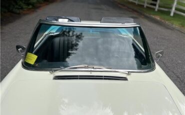 Mercedes-Benz-230SL-Pagoda-1965-14