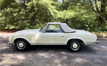 Mercedes-Benz-230SL-Pagoda-1965-20