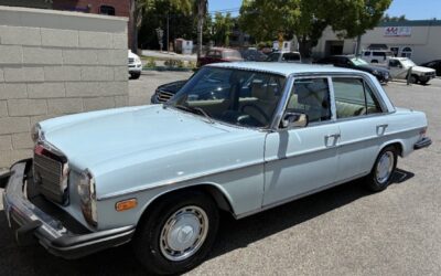 Mercedes-Benz 240D 1976