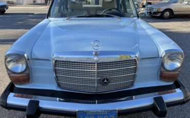 Mercedes-Benz-240D-1976-8
