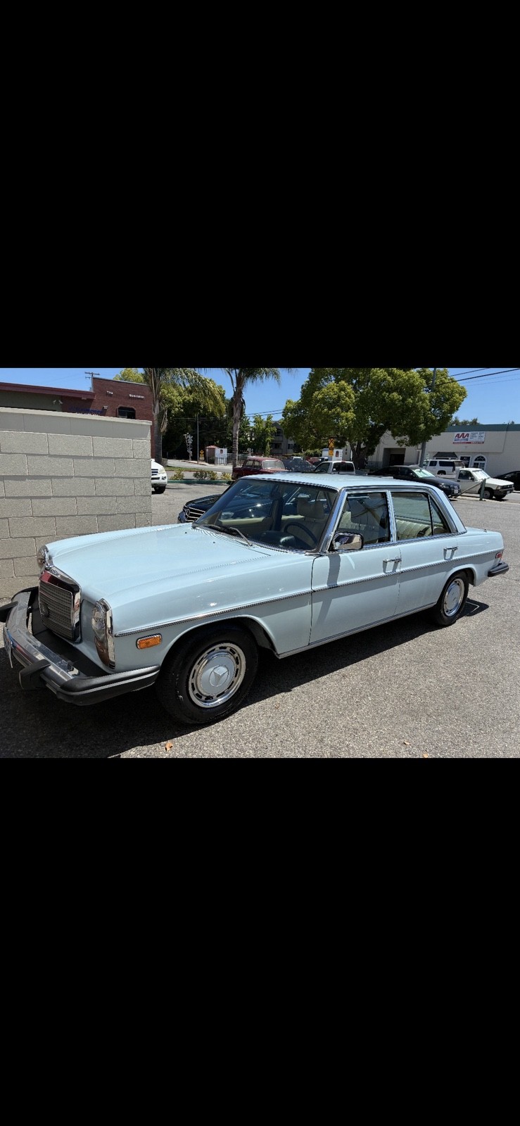 Mercedes-Benz 240D 1976