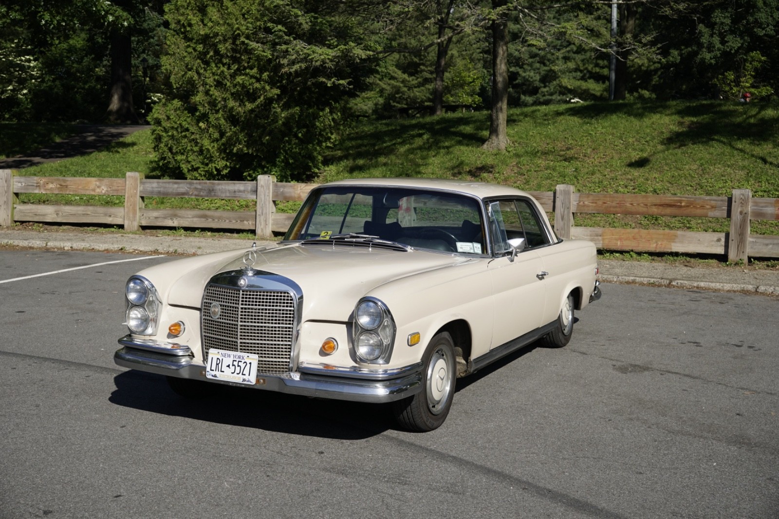 Mercedes-Benz 280 SE 1969 Coupe