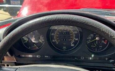 Mercedes-Benz-280-SL-1983-30