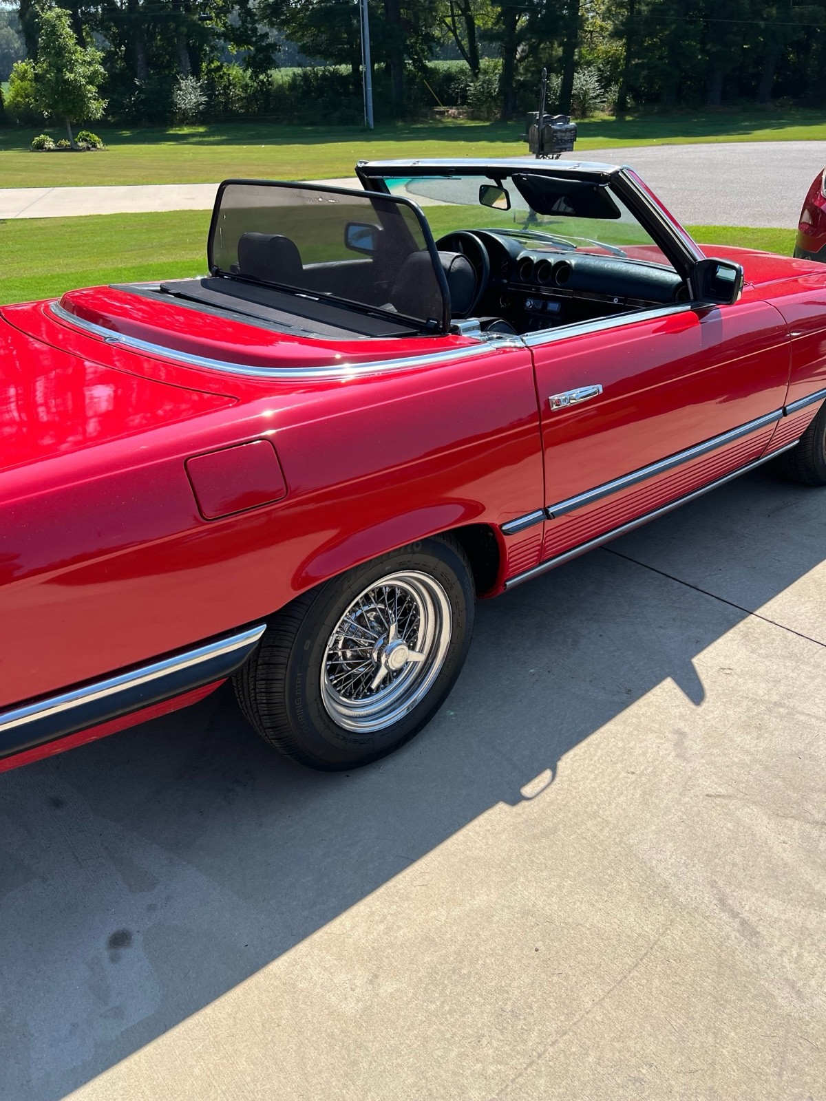Mercedes-Benz-280-SL-1983-8